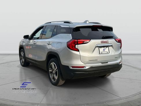 Used 2021 GMC Terrain SLT image 9