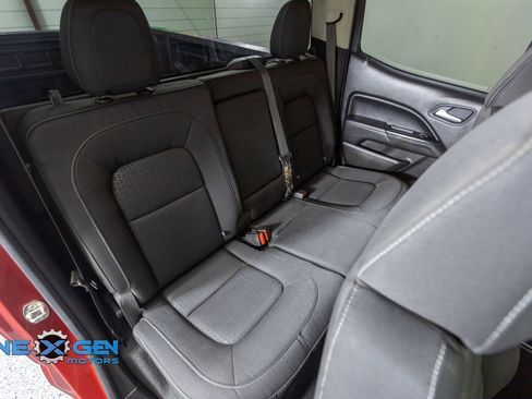 Used 2020 GMC Canyon SLE w/ Elevation Edition image 37