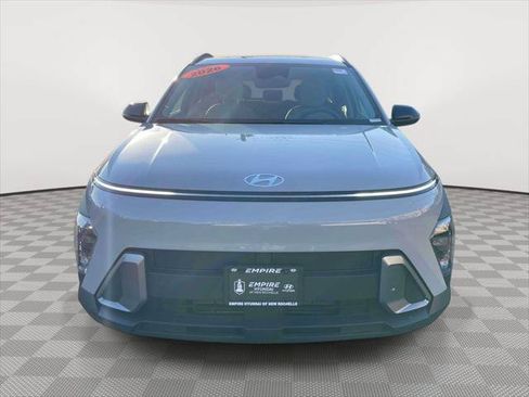 Used 2026 Hyundai Kona SEL Sport AWD/4WD image 2