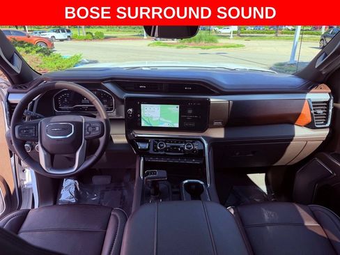 Used 2024 GMC Sierra 1500 Denali w/ Denali Reserve Package AWD/4WD image 12