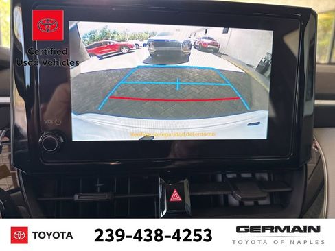 Used 2025 Toyota Corolla LE FWD image 10