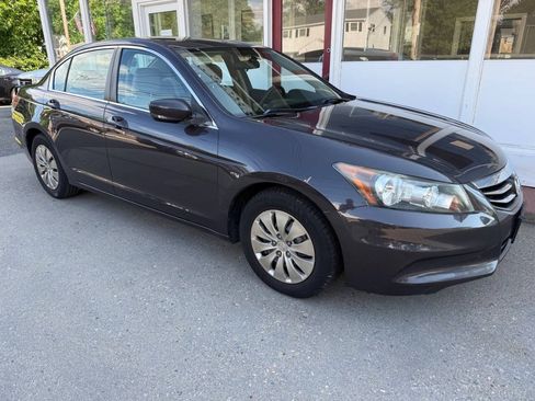 Used 2011 Honda Accord LX image 29