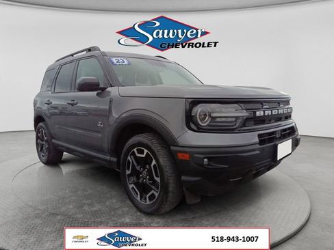 Used 2023 Ford Bronco Sport Outer Banks w/ Tech Package AWD/4WD image 7