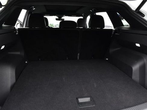 Certified 2026 Volkswagen Atlas Cross Sport SE AWD/4WD image 25