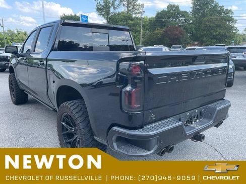 Used 2019 Chevrolet Silverado 1500 LT Trail Boss AWD/4WD image 12