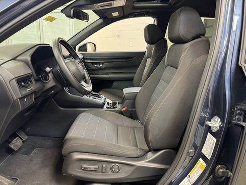 Used 2025 Honda CR-V Sport image 17