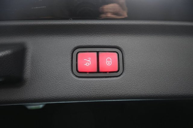 Certified 2024 Mercedes-Benz S 580 4MATIC Sedan image 35