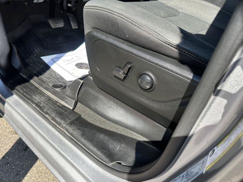 Used 2023 RAM 1500 Big Horn AWD/4WD image 20