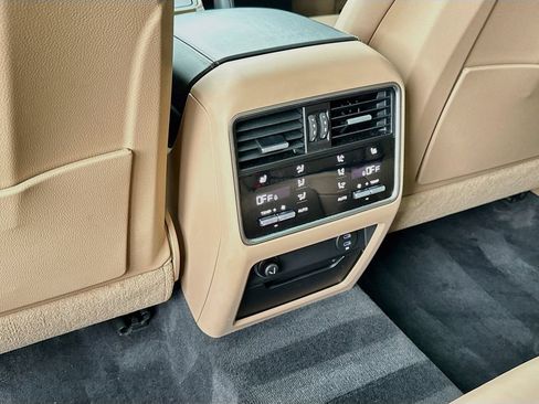 Certified 2023 Porsche Cayenne S w/ Premium Package Plus AWD/4WD image 27
