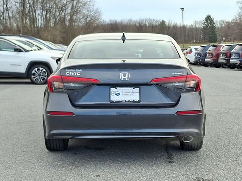 Used 2022 Honda Civic Sport image 5