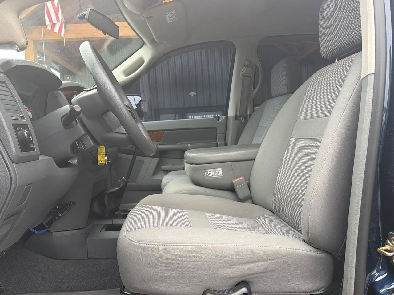 Used 2006 Dodge Ram 3500 Truck SLT AWD/4WD image 9