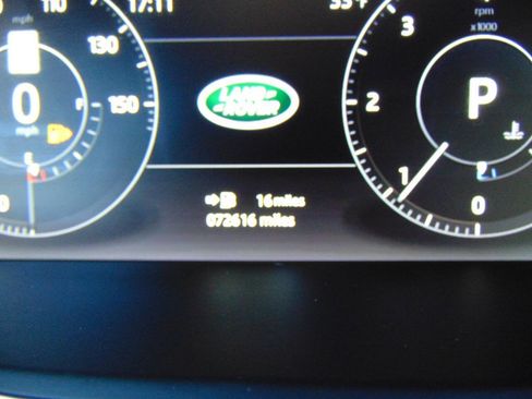 Used 2017 Land Rover Range Rover HSE AWD/4WD image 21