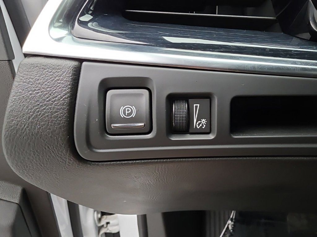 Used 2024 Cadillac XT5 Premium Luxury AWD/4WD image 24