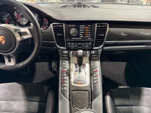 Used 2015 Porsche Panamera GTS image 77