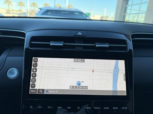 Certified 2024 Hyundai Tucson Limited image 27