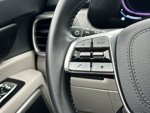 Used 2023 Kia Telluride EX w/ EX Captain's Chair Package image 27