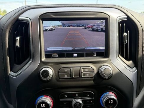 Used 2020 GMC Sierra 1500 Elevation w/ Elevation Value Package AWD/4WD image 28