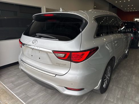 Used 2020 INFINITI QX60 Luxe w/ Essential Package image 12