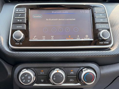 Used 2024 Nissan Kicks S FWD image 13