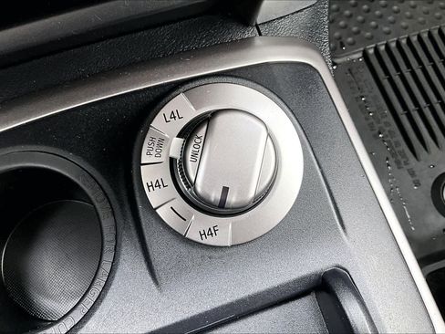 Used 2022 Toyota 4Runner Limited image 69