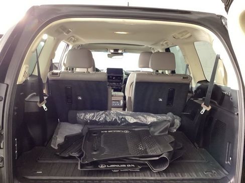 Certified 2023 Lexus GX 460 Premium AWD/4WD image 24