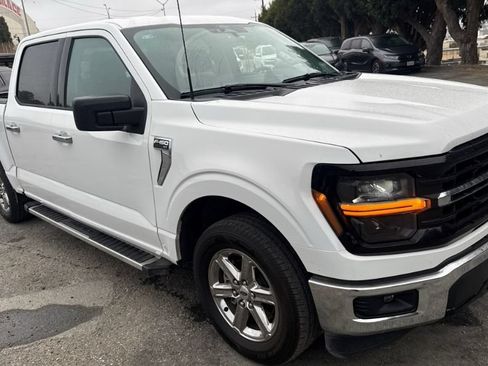 Used 2025 Ford F150 XLT w/ Equipment Group 301A Standard RWD image 3