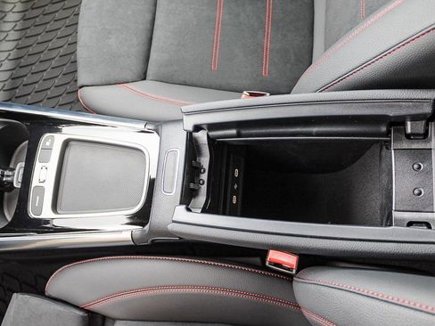 Used 2024 Mercedes-Benz GLA 250 4MATIC image 59