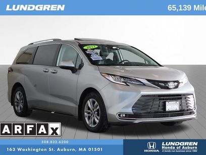 Used 2023 Toyota Sienna Limited