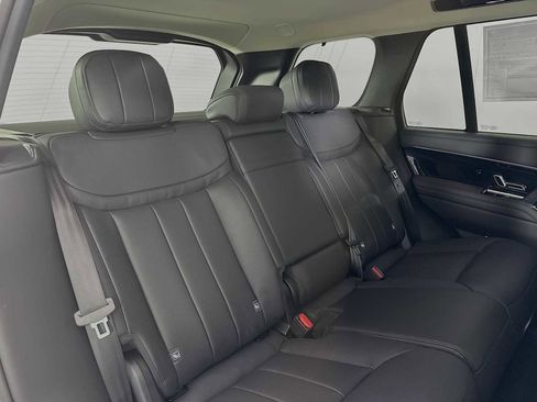 New 2025 Land Rover Range Rover SE image 26