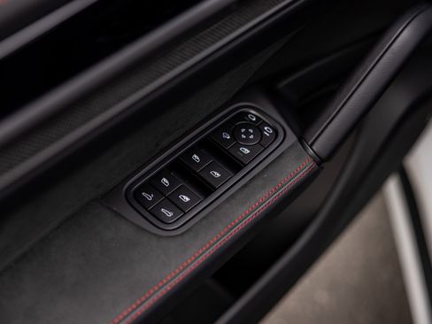 New 2026 Porsche Cayenne GTS AWD/4WD image 49