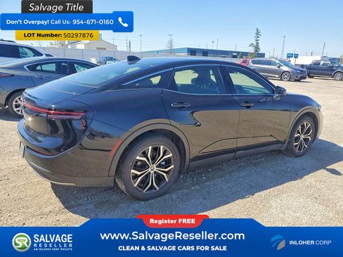 Used 2023 Toyota Crown AWD/4WD image 4
