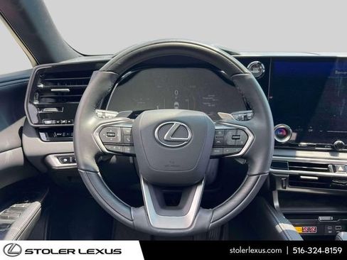 Used 2025 Lexus RX 350 Premium w/ Accessory Package AWD/4WD image 19