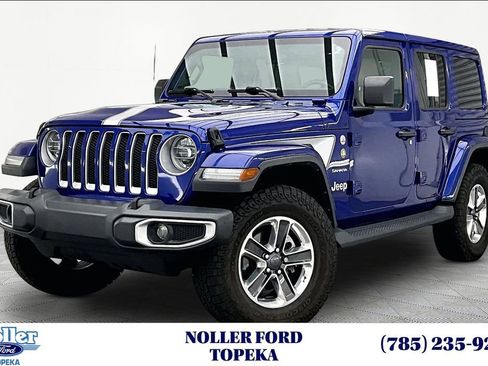 Used 2018 Jeep Wrangler Unlimited Sahara AWD/4WD image 1