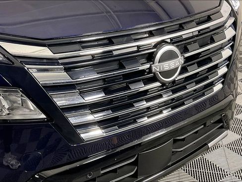 Used 2025 Nissan Rogue Platinum w/ Platinum Premium Package image 39