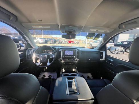 Used 2018 GMC Sierra 1500 SLT image 36