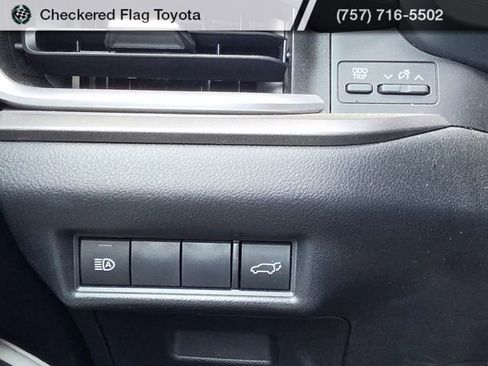 Used 2024 Toyota Grand Highlander AWD image 10
