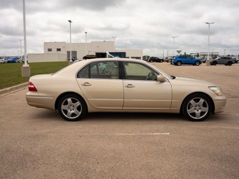 Used 2006 Lexus LS 430 RWD image 8