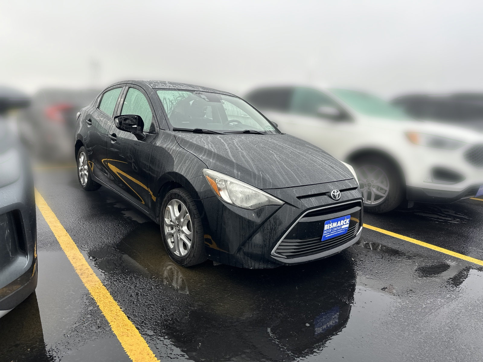 Used 2018 Toyota Yaris iA FWD image 2