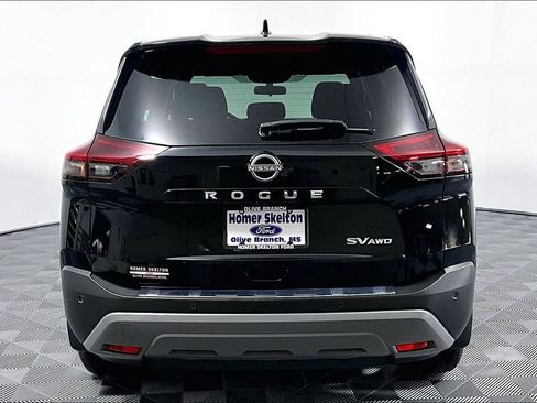 Used 2023 Nissan Rogue SV AWD/4WD image 4