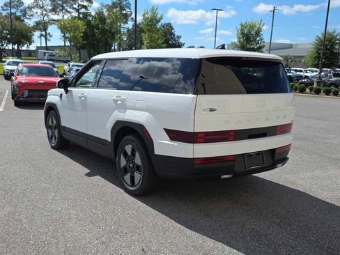 New 2026 Hyundai Santa Fe SE image 5