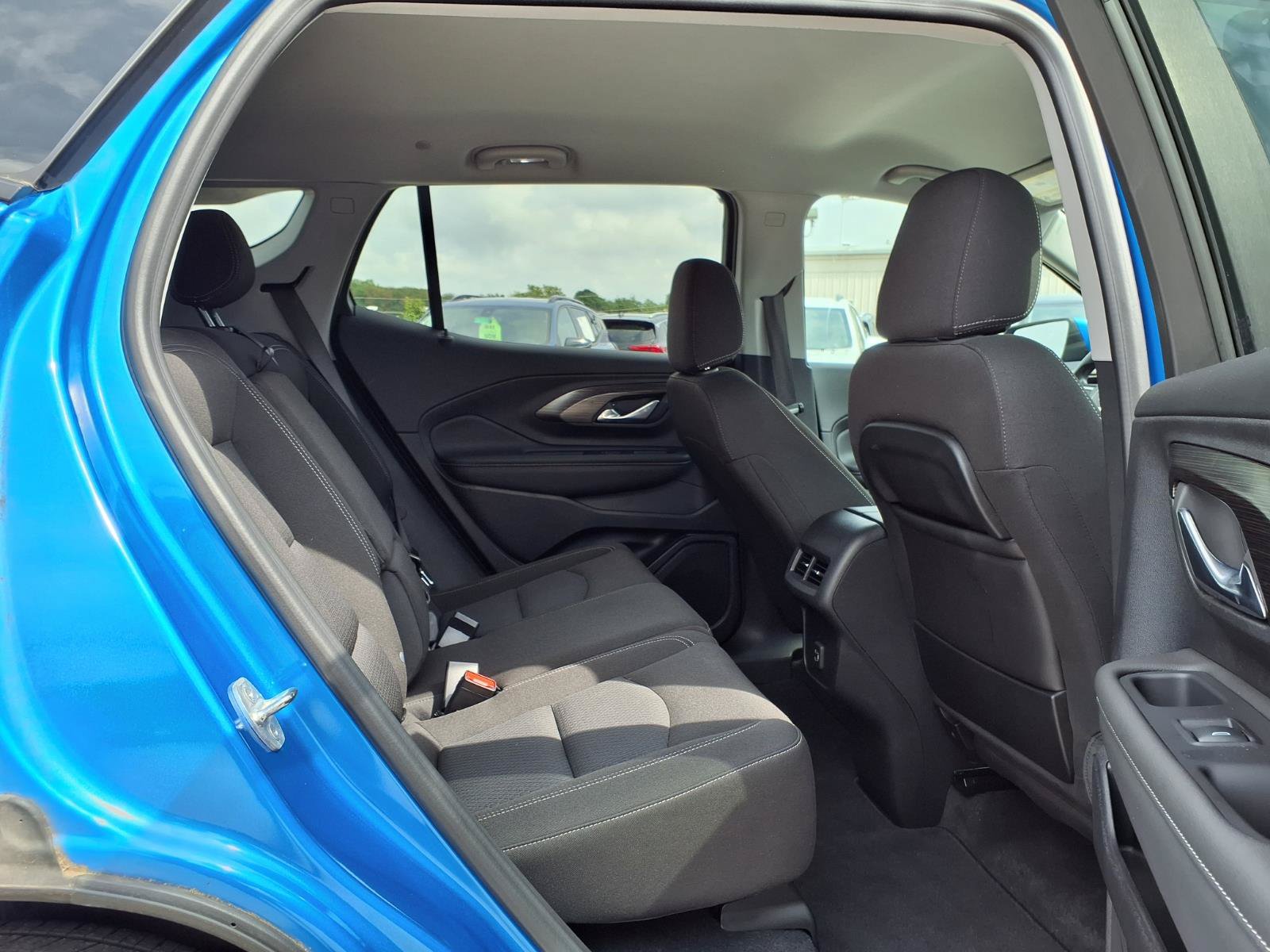 Used 2024 GMC Terrain SLE FWD image 26