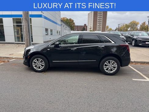 Used 2022 Cadillac XT5 Luxury image 2