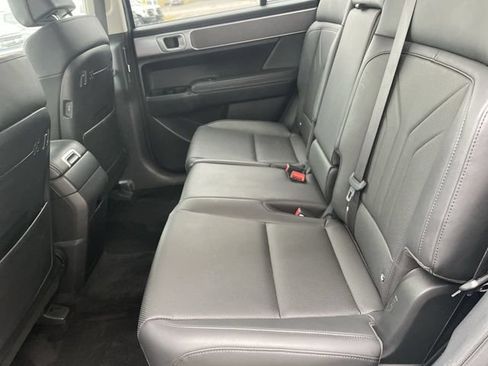 Used 2025 Hyundai Santa Fe SEL AWD/4WD image 21
