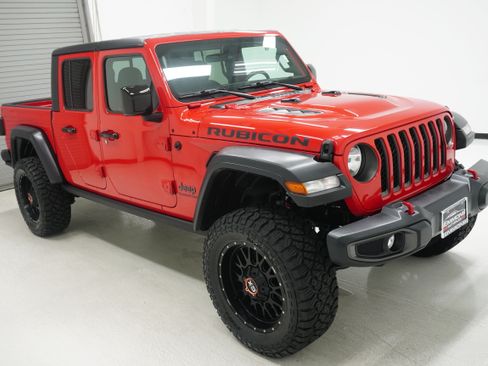 Used 2020 Jeep Gladiator Rubicon AWD/4WD image 3