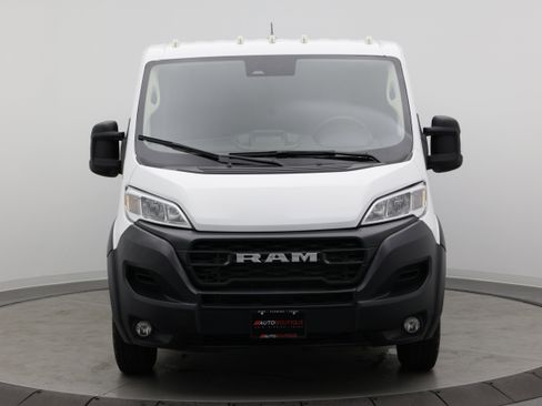 Used 2025 RAM ProMaster 2500 w/ Convenience Group FWD image 2