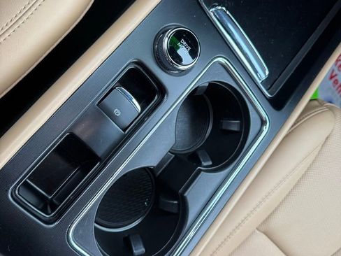 Used 2023 Lincoln Corsair Reserve image 23