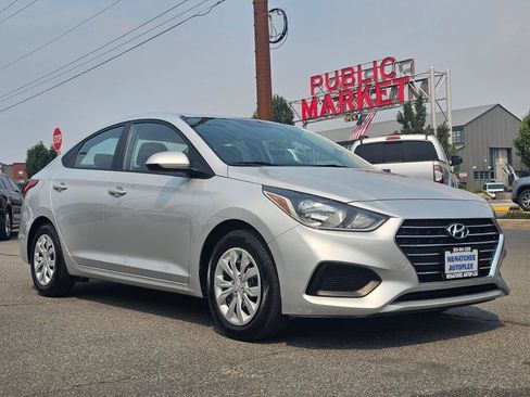 Used 2020 Hyundai Accent SE FWD image 7