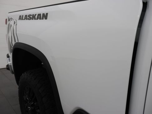 Used 2023 Chevrolet Silverado 2500 LT w/ Convenience Package AWD/4WD image 26