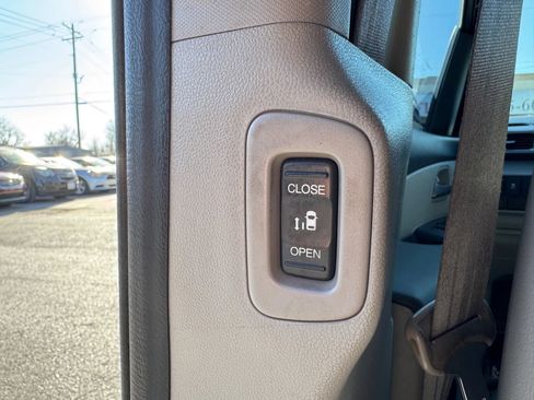 Used 2013 Honda Odyssey EX-L image 46