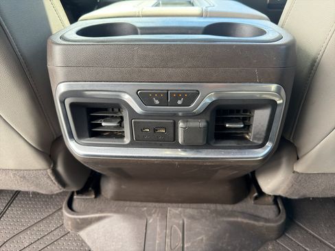 Used 2021 Chevrolet Silverado 2500 LTZ w/ LTZ Convenience Package AWD/4WD image 34